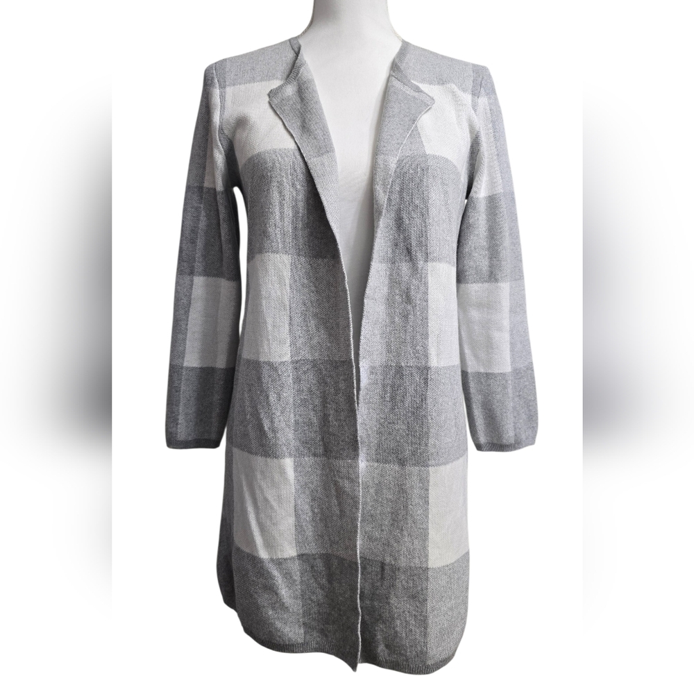 LOFT Gray and White Plaid Cardigan